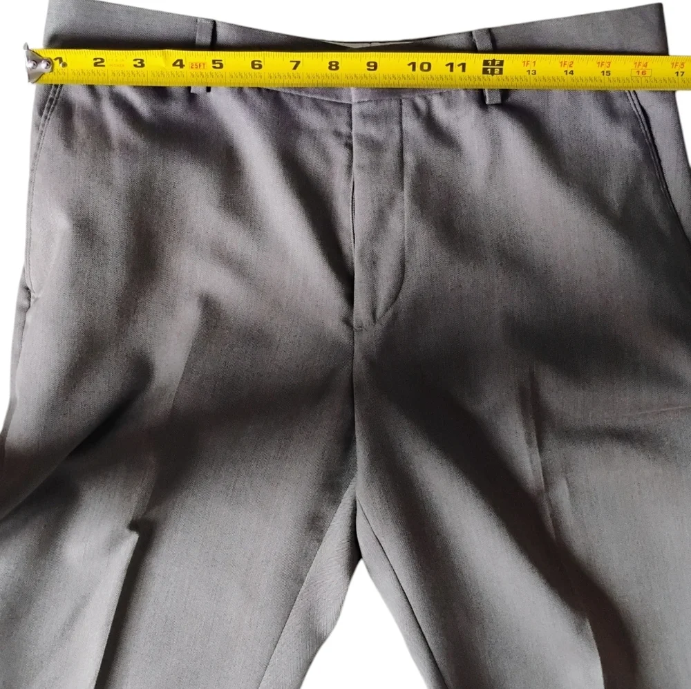 Banana Republic size 32/34 Lt Brown Mens Slacks